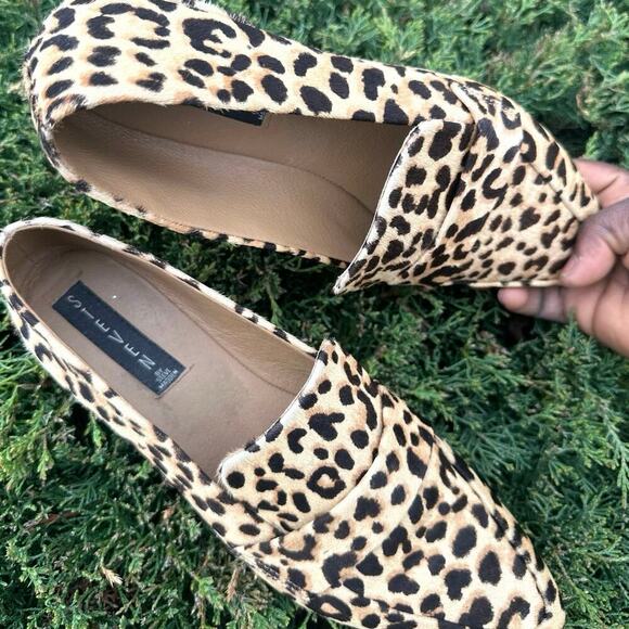 Steve Madden Women's Brown and Tan Animal Print Loafer Flats Size 10 Shoes - Picture 15 of 17